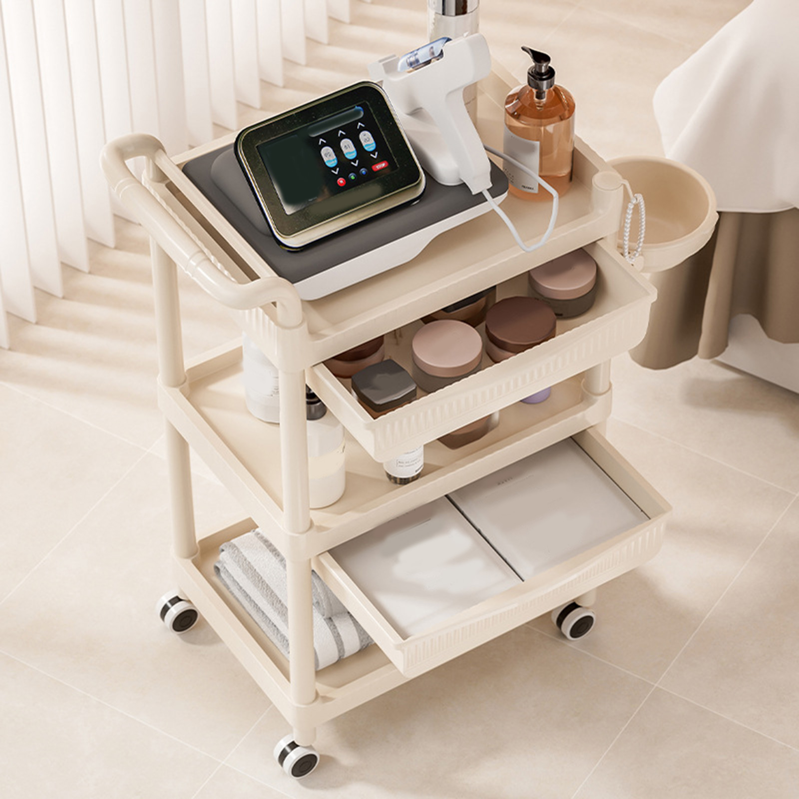 Carrello a 3 livelli per salon - Commercial Kitchen Management recensione e prezzo